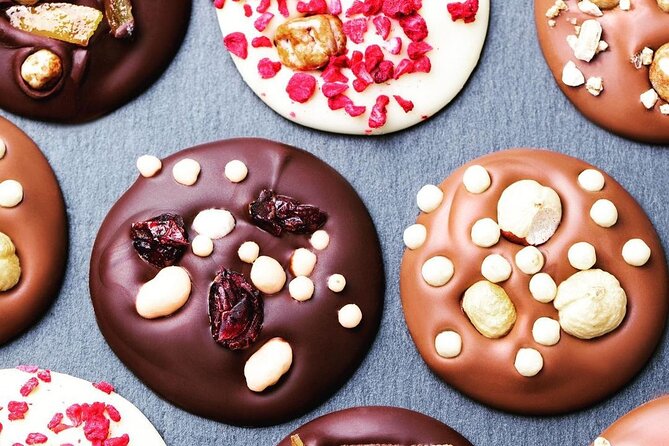 1.5h Belgian Chocolate Workshop in Brussels (bean to bar) - Your Cacao Tasting Lesson: Pod, Bean, Mucilage, and Cacao Liquor