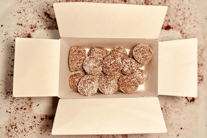 1.5h Hands on Chocolate Workshop: Truffles & Tasting - The real appeal: learning Belgian truffles, not just eating them