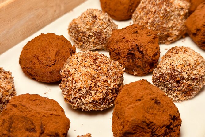 1.5h Hands on Chocolate Workshop: Truffles & Tasting - What you take home: enough truffles to keep the trip going