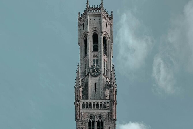 2-Hour Historical Walking Tour in Bruges with Praline Included - Price and value, plus the one thing to plan for