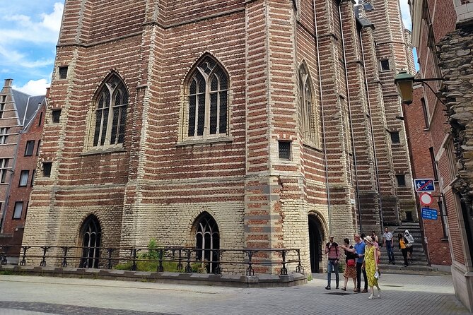 2-Hour Private Walking Tour in Antwerp - Stop 1: The castle remnants where Antwerp started