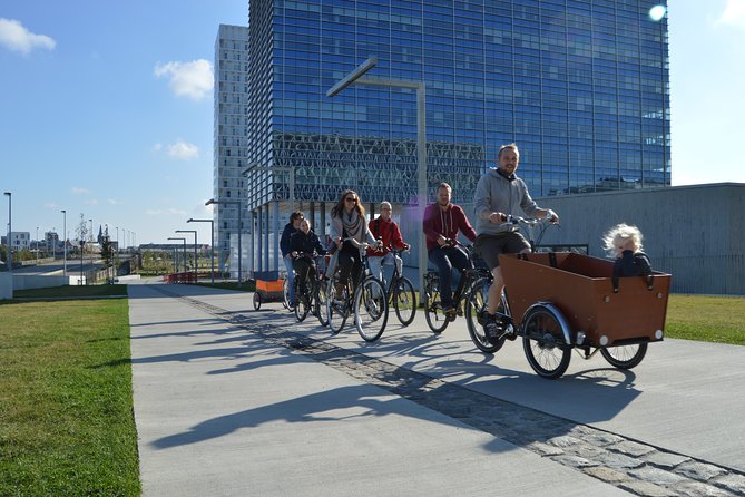 3-Hour Antwerp Bike Tour - The local-guide factor: how Jona, Nicholas, and Marie shape the ride