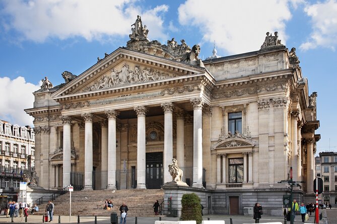 A Self-Guided Tour of Brussels: From Medieval to Modern Times - Royal-to-modern Brussels with Isaac’s walking story