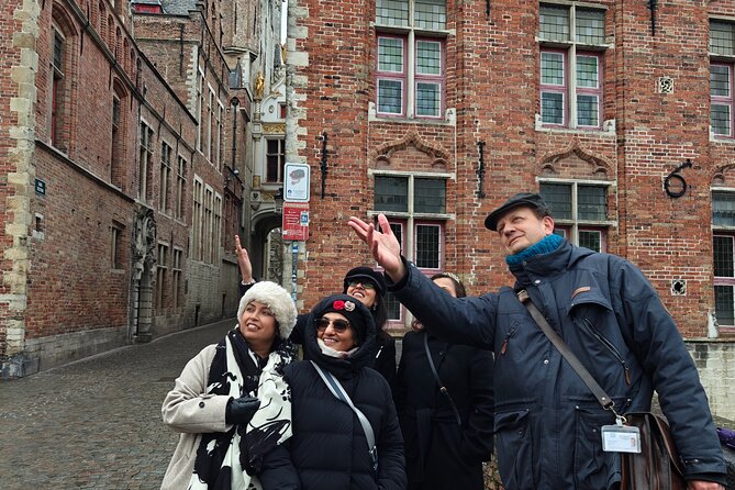 Across Bruges History Equals Fun with chocolate and waffle sample - The walking route: a compact loop through Bruges core