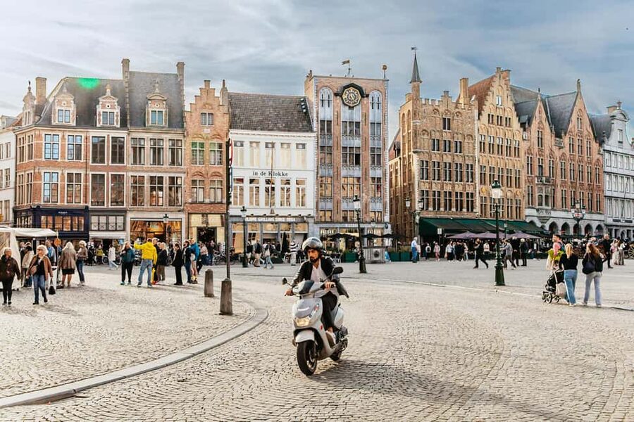 Amsterdam: Brussels & Bruges w/ Optional Chocolate Tasting - Grand Place and the Brussels Town Hall, Where the City Shows Off