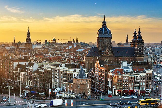 Amsterdam Day Trip from Brussels - Group size and guidance style: small enough to move, big enough for logistics