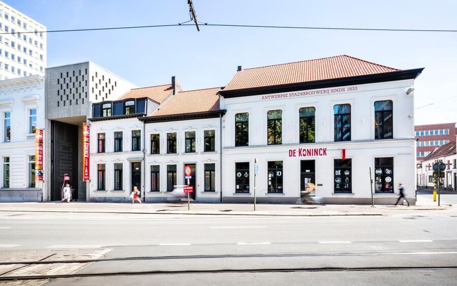 Antwerp: City Brewery De Koninck Interactive Tour - Hands-on tapping: testing your skills and seeing what changes
