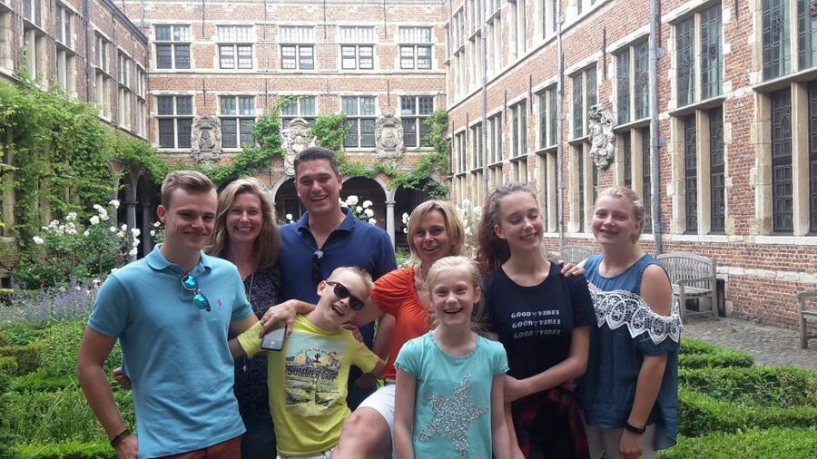 Antwerp: City Highlights Walking Tour - Cathedral of Our Lady and Antwerp City Hall: When the Walk Turns Monumental