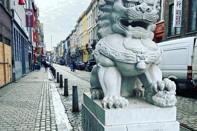 Antwerp: Diamond & Jewish Quarter Walking Tour - Price and value for $41.70: short, focused, and guide-led