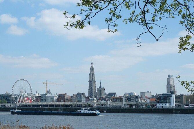 Antwerp: Help the Lost Boy - Self-Guided Mystery Walk - Who this Antwerp Lost Boy mystery walk fits best