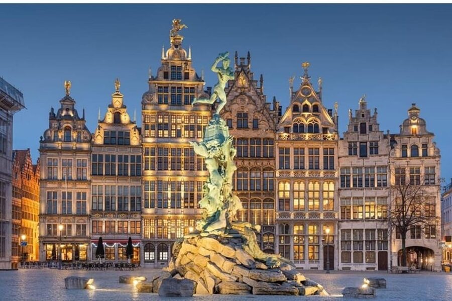 Antwerp: Must-See Attractions Private Walking Tour - Plantin-Moretus Museum, UNESCO Without The Time Crunch