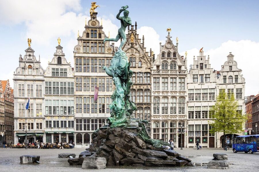 Antwerp: Private Historical Highlights Walking Tour - Handelsbeurs Antwerpen: Antwerp’s Wall Street origin story
