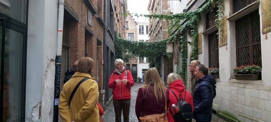 Antwerp: Private Historical Highlights Walking Tour - Rubens House: art history with the personal angle