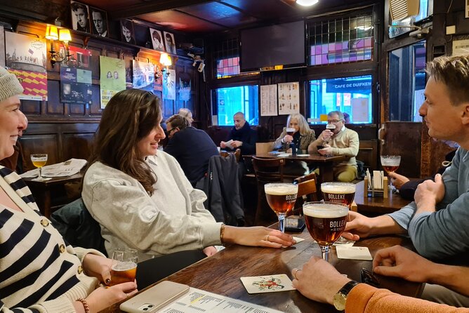 Antwerp Pub Crawl - Hoogstraat at Soeke: Cozy Stops and Live Music Energy