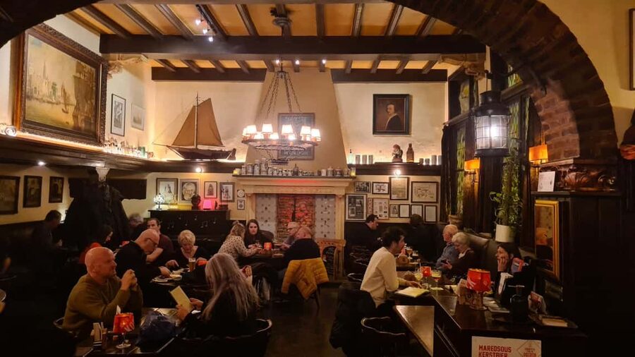 Antwerp: Pub Crawl in the Historical City - Budget Tips for Drinks, the Guide-Drink Rule, and Real Value