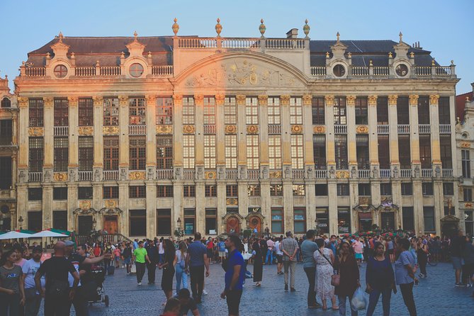 Architecture Tour of Brussels - Grand Place: How a Market Square Became Gothic and Baroque Brussels