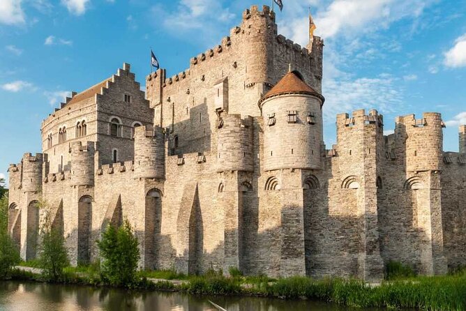 AudioGuide Ghent - Korenmarkt wrap-up, the architect story that makes the buildings feel human