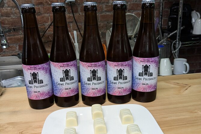 Beer & Chocolate Tasting in a Brewery-Distillery - What you actually taste: 4 craft beers on site and 4 Belgian chocolates