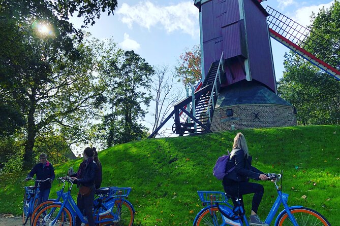 BikeTour Bruges & Damme in Spanish and English - Meeting point and timing: plan your afternoon like a local
