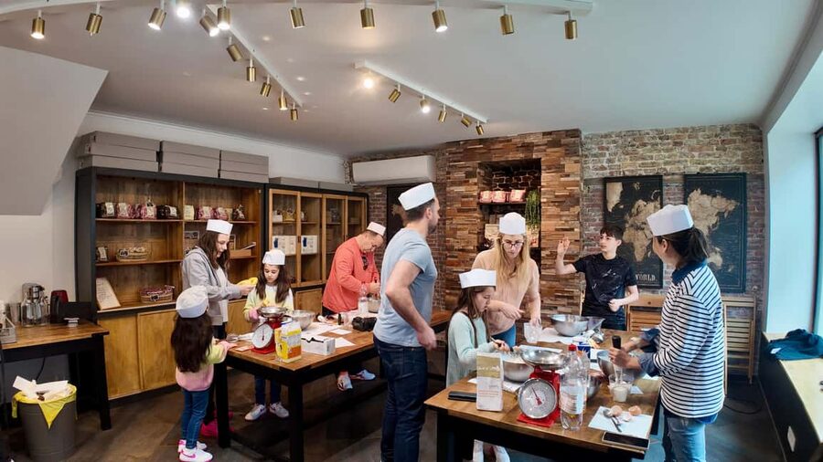 Bruges: 1.5-Hour Waffle Making Workshop - All You Can Eat - What makes the Belgian waffle lesson feel worth it