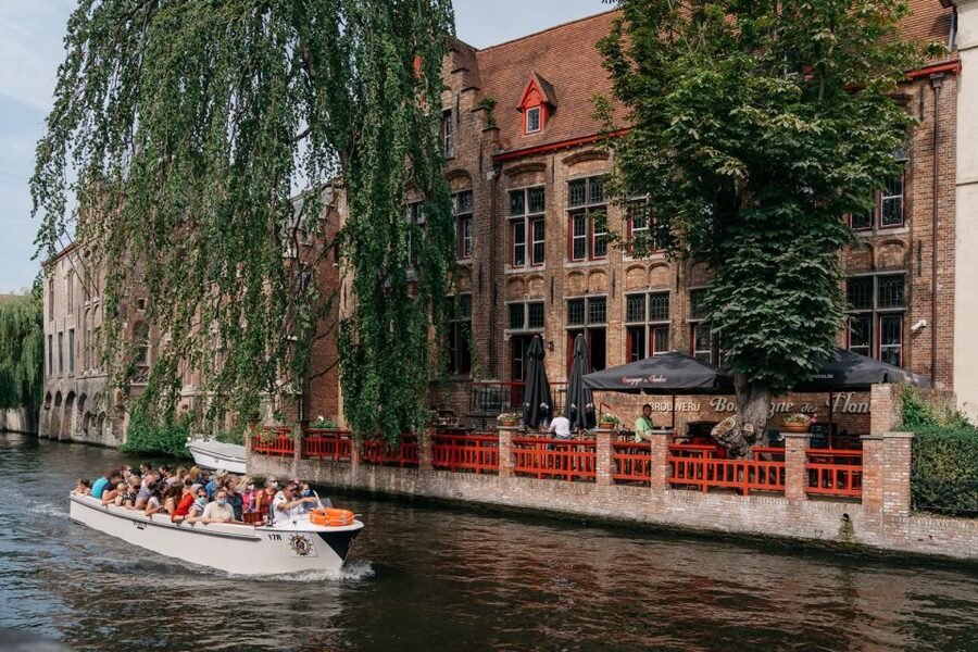 Bruges: Bourgogne des Flandres Brewery and Distillery Visit - History and Context Without Making It Snoozy