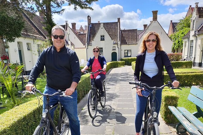 Bruges by bike with friends and family! - Meet at Historium Bruges, get your bike dialed in