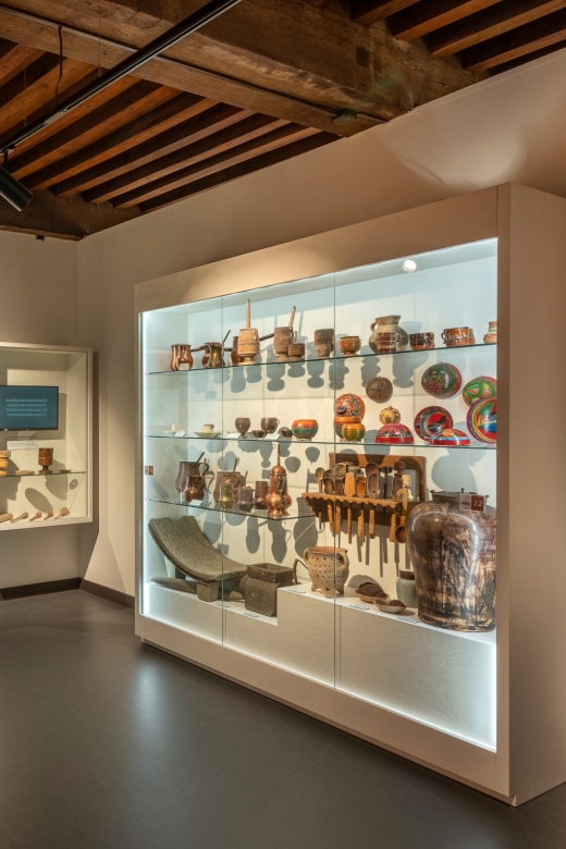 Bruges: Choco-Story Museum with Audio Guide and Tastings - Families and kids: the kids audio, games, and attention span match