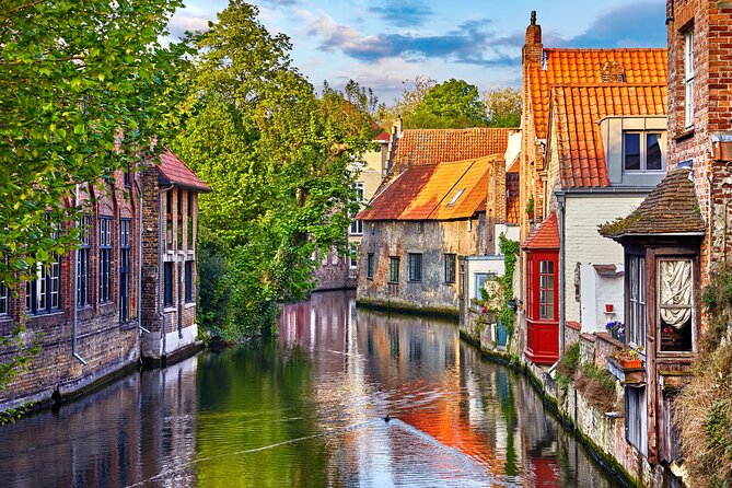 Bruges: City Walk with Audio Guide in 7 Languages on your Phone - Stop 4: Saint Walburga Church, a quieter kind of historic weight