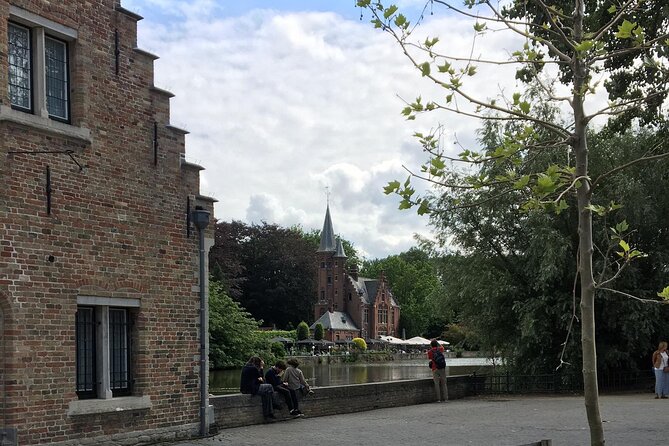 Bruges’ Legends and Hidden Treasures: A Self-Guided Audio Tour - Half Moon Brewery, The Fools, and Stoofstraat