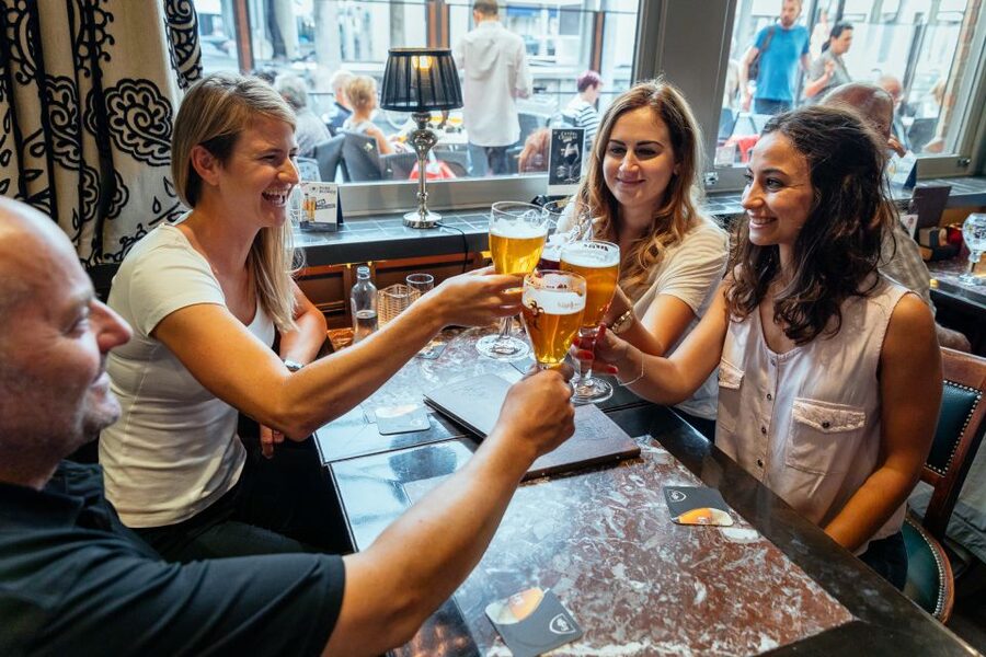 Bruges: Private Food Tour - 10 Tastings with Locals - Vegetarian options: an adapted menu, not just an afterthought