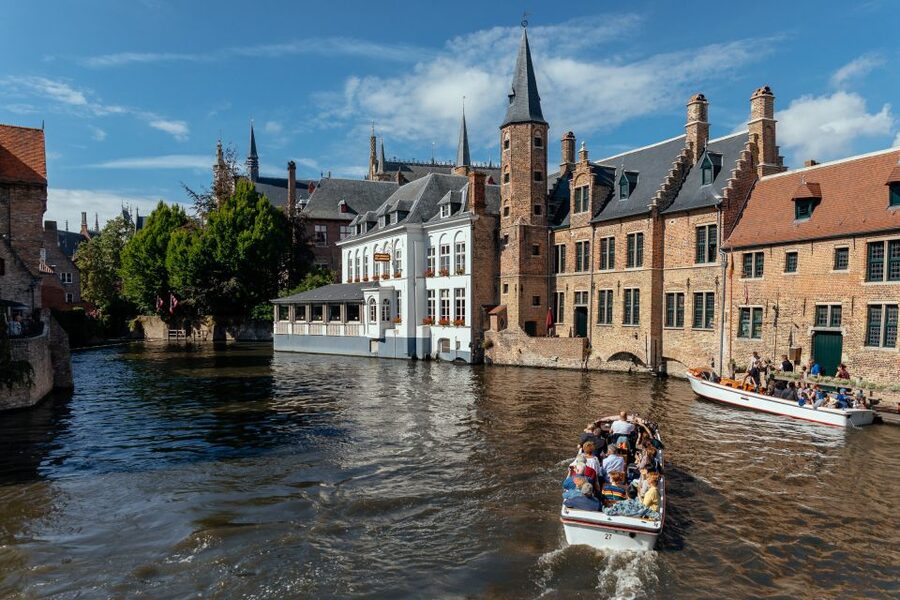 Bruges: Private Food Tour - 10 Tastings with Locals - Pace, comfort, and who this private tour suits best