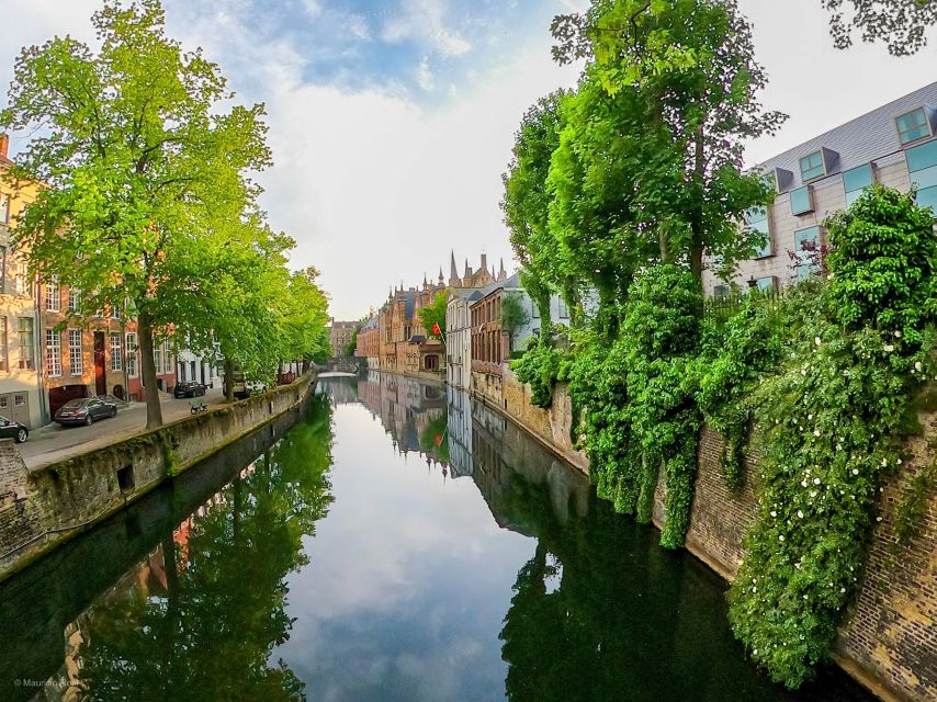 Bruges: Private Historical Highlights Walking Tour - Key highlights you will feel right away