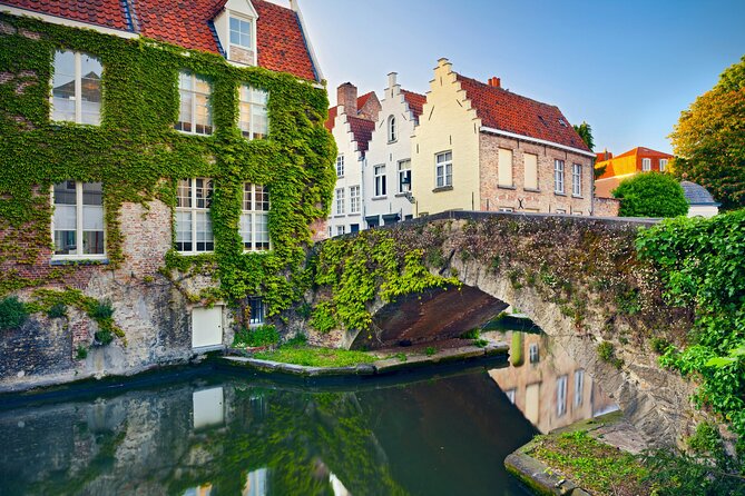 Bruges Scavenger Hunt and Highlights Self Guided Audio Tour - If Weather Throws a Wrench: Your Flex Day Option