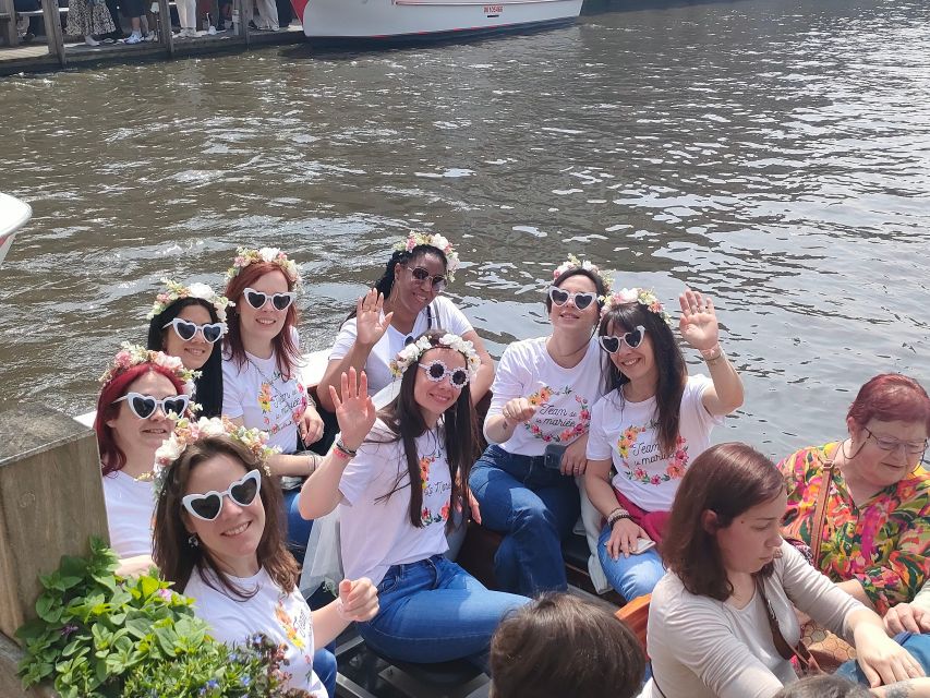 Bruges: Small Group Boat Cruise and Guided Walking Tour - Key highlights at a glance