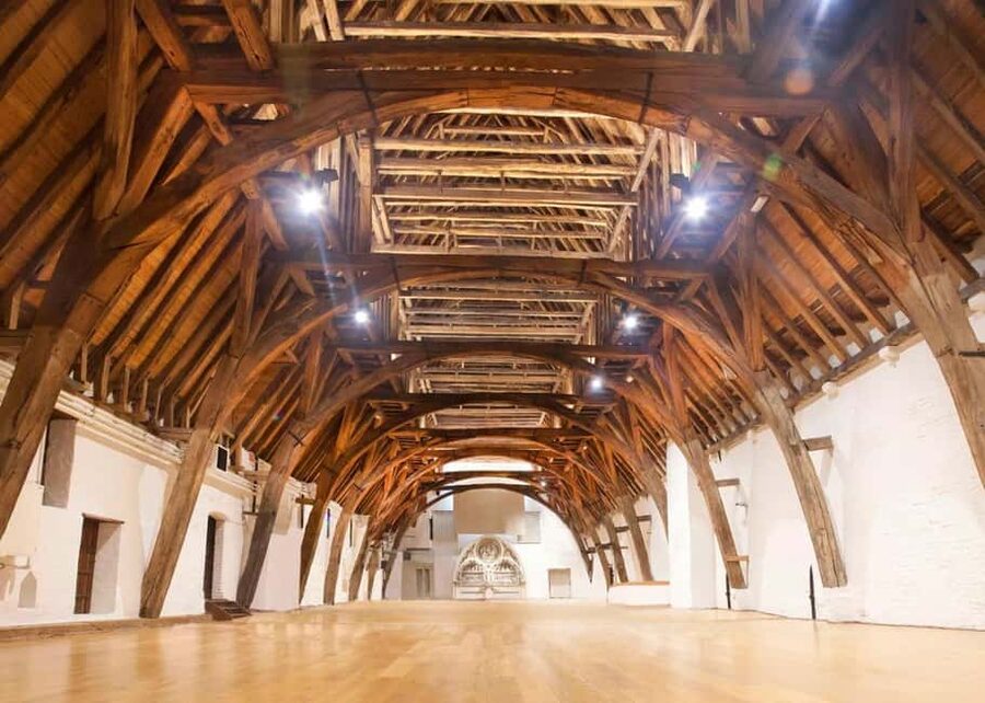 Bruges: Ticket Museum Sint-Janshospitaal - Medieval Wards and the Stories of Hospitality