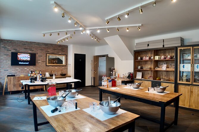 Bruges Waffle Workshop - Toppings Are the Main Event, So Plan Your Sweet Strategy