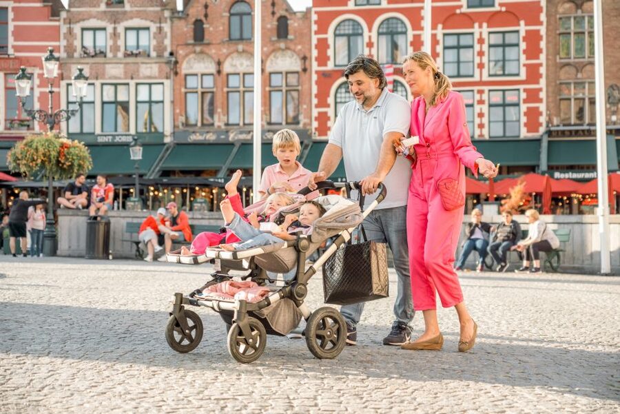 Bruges : Your private 30min. photoshoot in the medieval city - Key things to know before you go