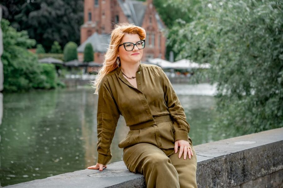 Bruges : Your private 30min. photoshoot in the medieval city - How the photographer keeps it fun and natural