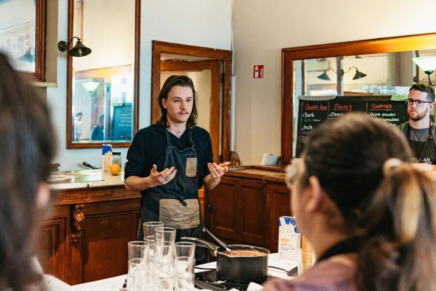 Brussels: 2.5-Hour Belgian Chocolate Making Workshop - Vegetarian and vegan options: planning ahead without stress