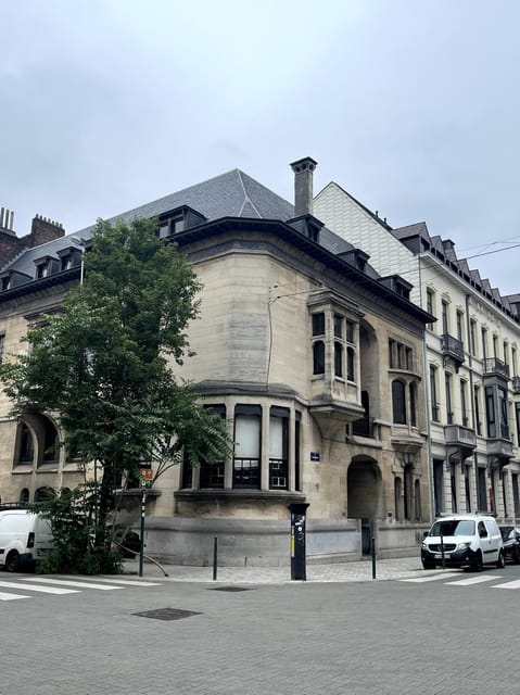 Brussels: 2-hours "Art Nouveau" Walking Tour - Learning to read the facades: the Art Nouveau trends tool kit