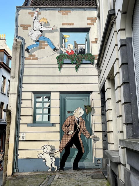 Brussels: 2 hours Private Walking Tour of the Comics Walls - Practical Tips So You Get the Most From the 2 Hour Walk