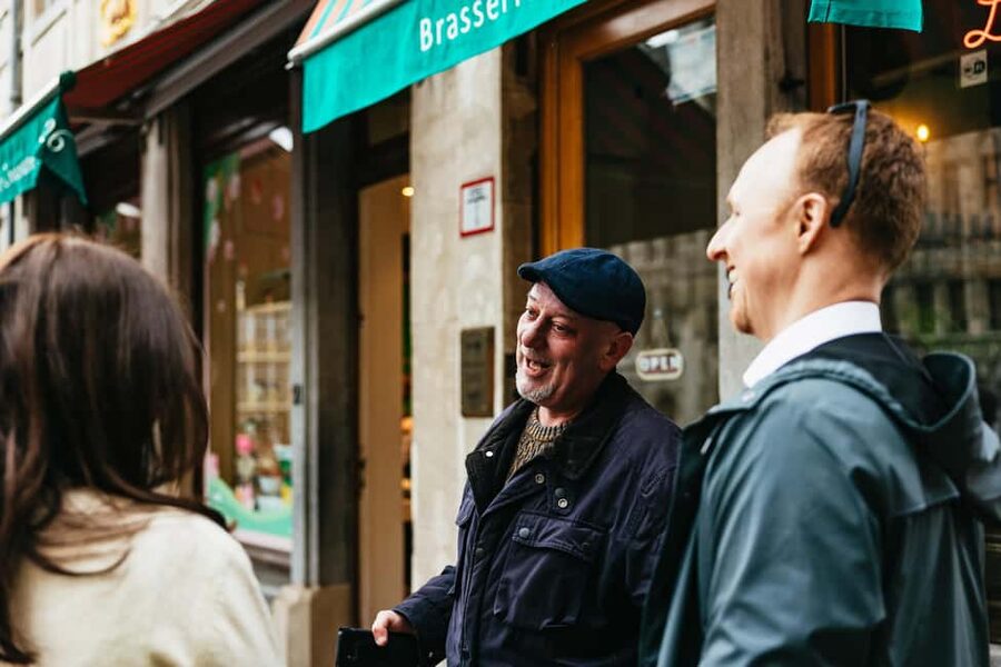 Brussels: Beer Tour with 6 Beers and 3 Chocolate Tastings - Value and price: what you get for around $100 per person