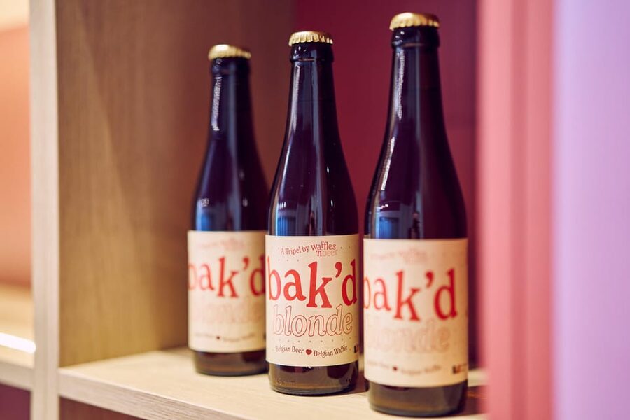 Brussels: Belgian Waffle Making Workshop with Beer Tasting - Finding Oud Korenhuis 27 and Getting Seated Fast