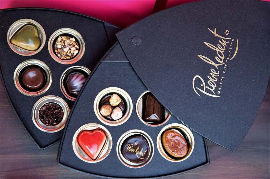 Brussels: Chocolate Workshop and Guided Walking Tour - The 10 Chocolate Tastings: More Than Free Samples