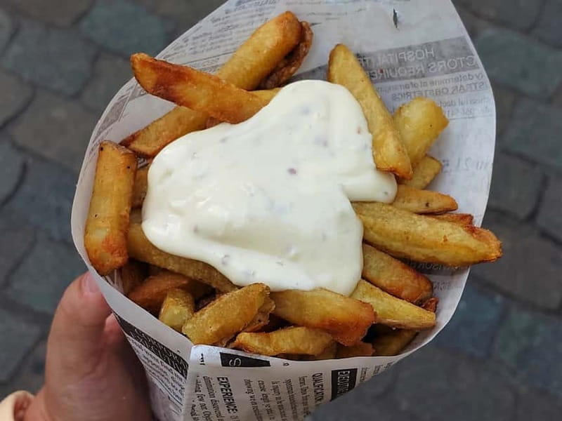 Brussels: City Center Guided Food Tour with Tastings - Guides Who Actually Make You Enjoy the Walk