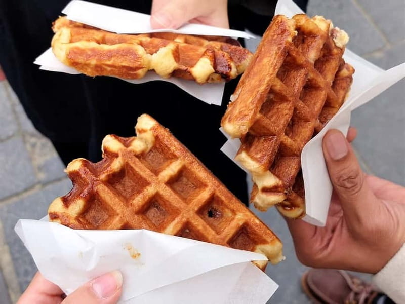 Brussels: City Center Guided Food Tour with Tastings - Vegetarian-Friendly Without the Stigma