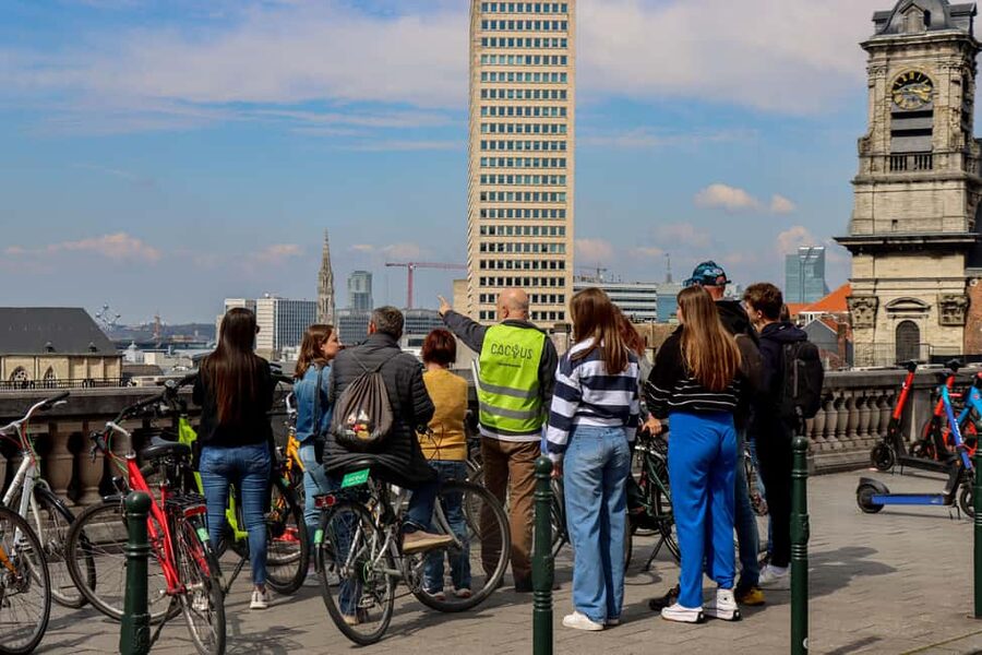 Brussels: City Highlights and Hidden Gems Bike Tour - 210 Minutes of Brussels, Rain or Shine, with a Plan That Adjusts