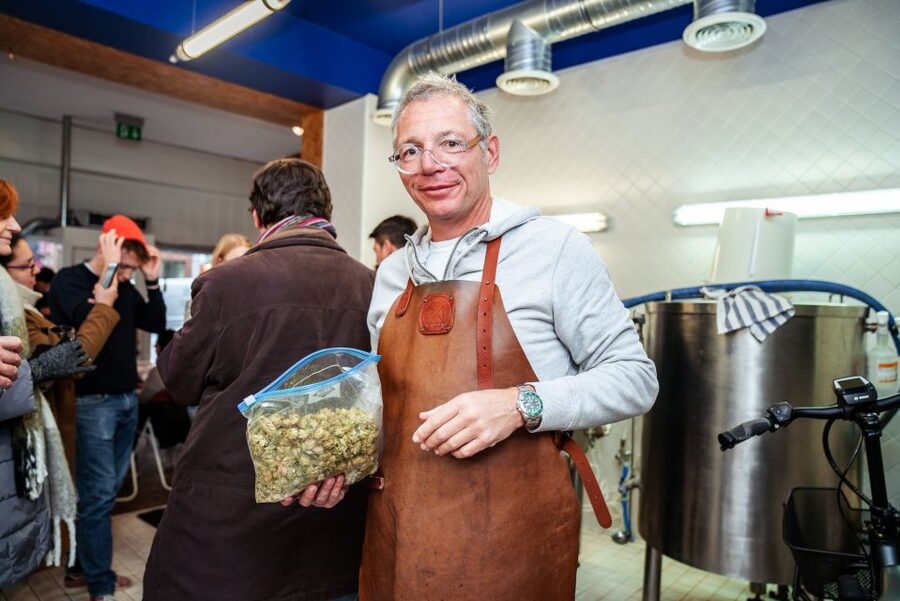 Brussels: Discover Belgium's Breweries with a Local - The original beer game and the close with a fresh final pour