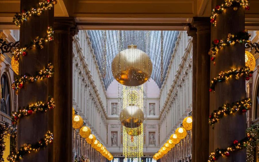 Brussels: Guided Walking Tour with Optional Beer Tasting - Bourse Building and the Optional Beer Tasting, A Belgium Moment That Fits the Route