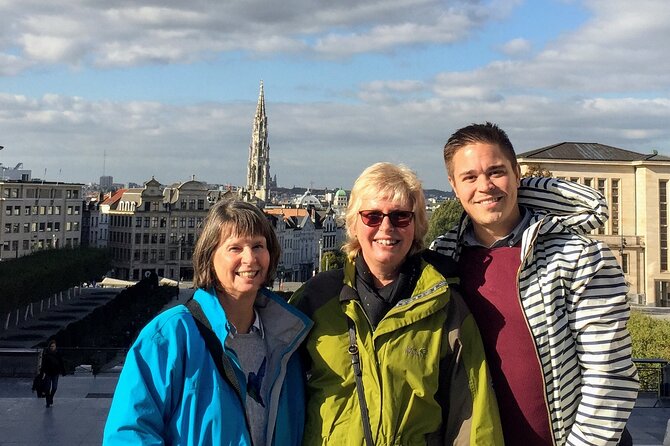 Brussels Highlights & Hidden Gems Private Tour with a Local Guide - Royal Palace Photos and Neoclassical Pride